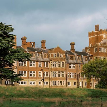Birch Selsdon Hotel Croydon Exterior foto